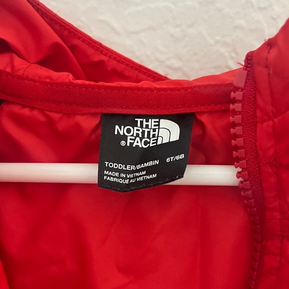 The North Face Toddler  Quilted Red and Black Jacket - Picture 3 of 3